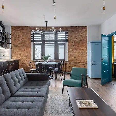 Industrial Style 2bd In Centre Apartment Riga